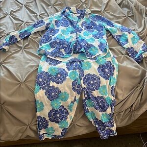 Victorias Secret Blue Floral Pajama Set